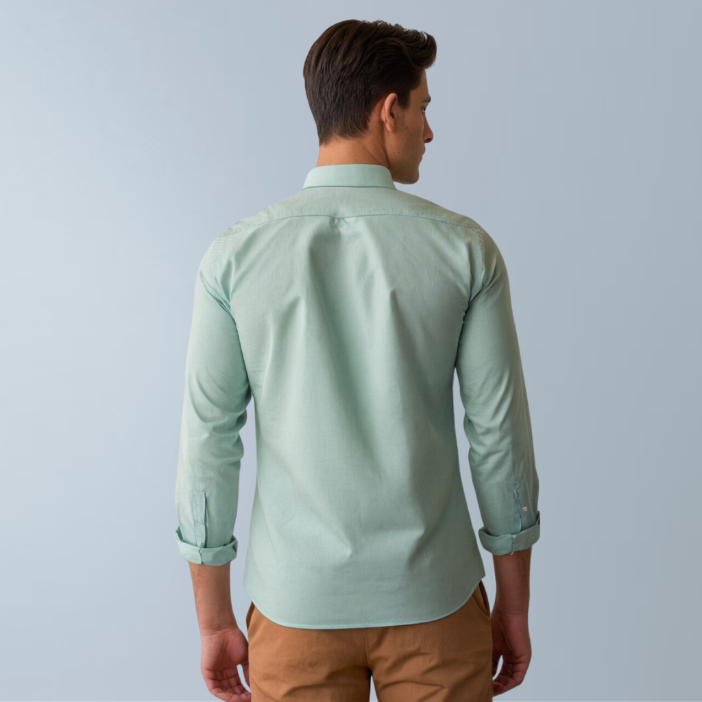 Cotton blend solid color men's casual shirt (Light Green)